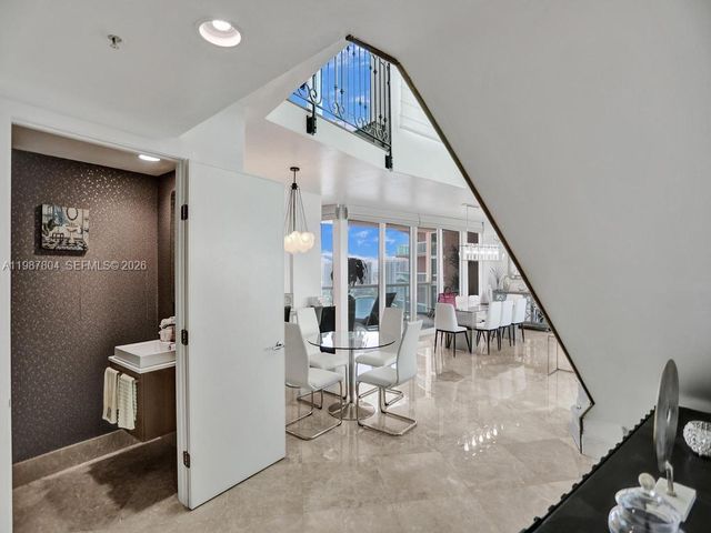 3370 Hidden Bay Dr TS2810, Aventura, FL 33180