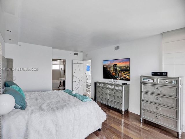 3370 Hidden Bay Dr TS2810, Aventura, FL 33180