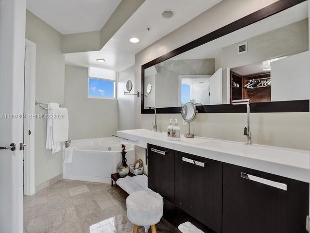 3370 Hidden Bay Dr TS2810, Aventura, FL 33180