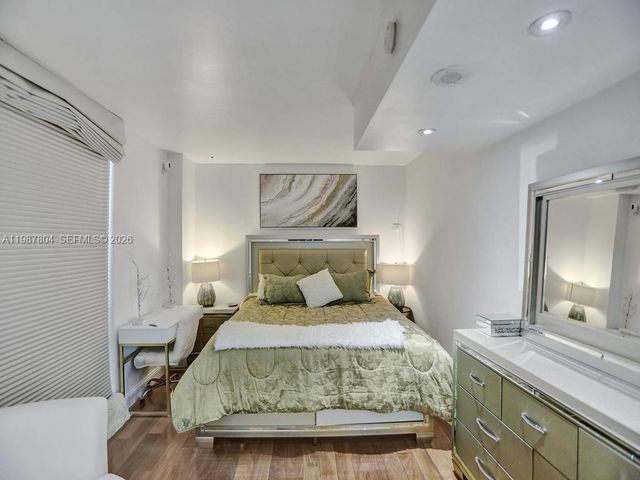 3370 Hidden Bay Dr TS2810, Aventura, FL 33180