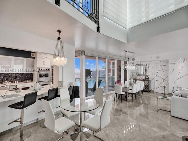 3370 Hidden Bay Dr TS2810, Aventura, FL 33180