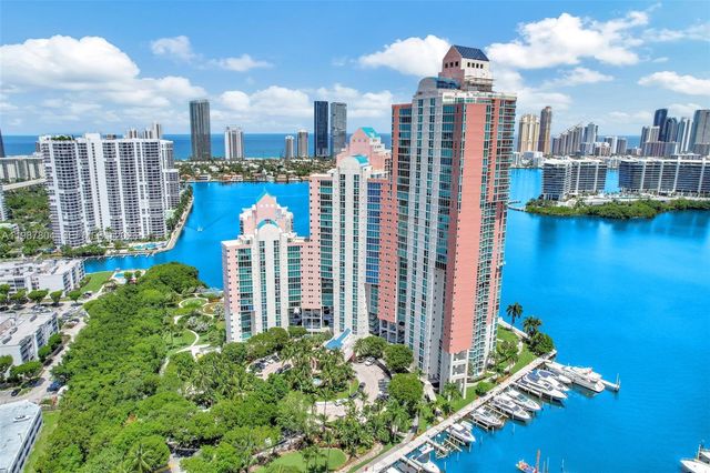 3370 Hidden Bay Dr TS2810, Aventura, FL 33180