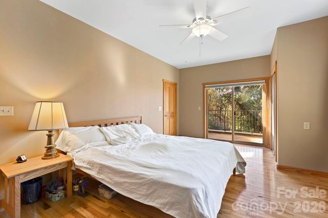 97 Old Cove Road, Black Mountain, NC 28711