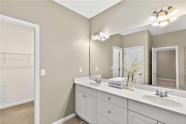 5731 Vinings Retreat SW Way, Mableton, GA 30126