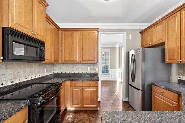 5731 Vinings Retreat SW Way, Mableton, GA 30126