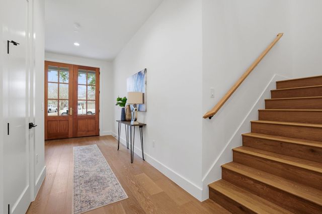 6611 Lexington RD, Austin, TX 78757