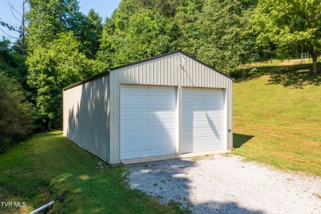 135 Riders Drive, Gate City, VA 24251