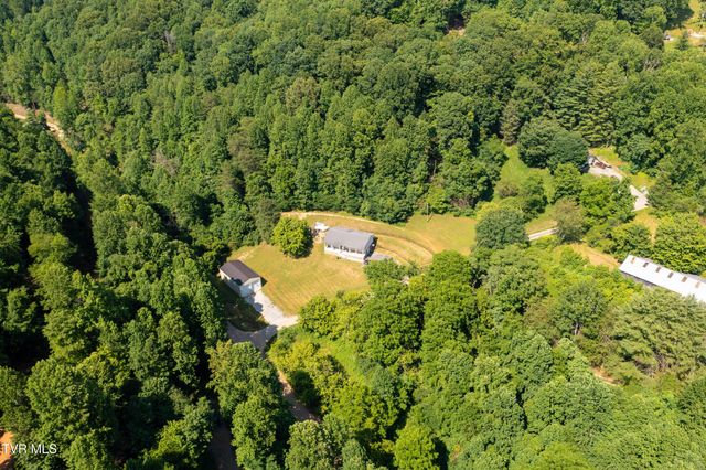 135 Riders Drive, Gate City, VA 24251