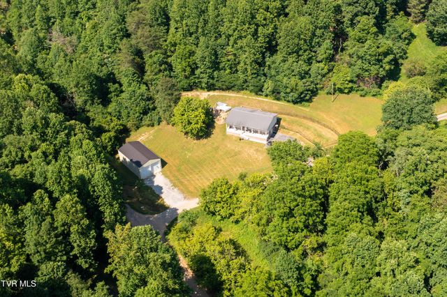 135 Riders Drive, Gate City, VA 24251