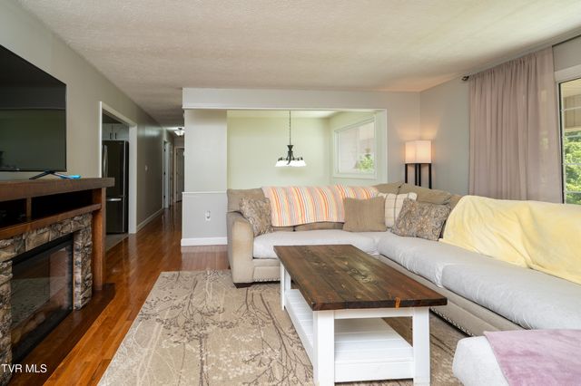 135 Riders Drive, Gate City, VA 24251