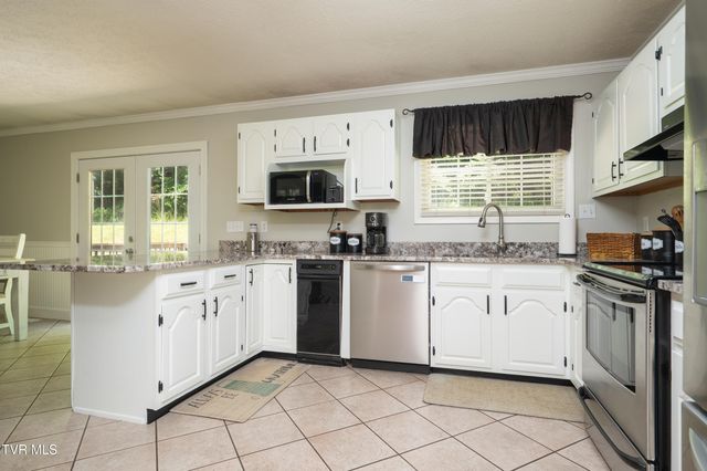 135 Riders Drive, Gate City, VA 24251