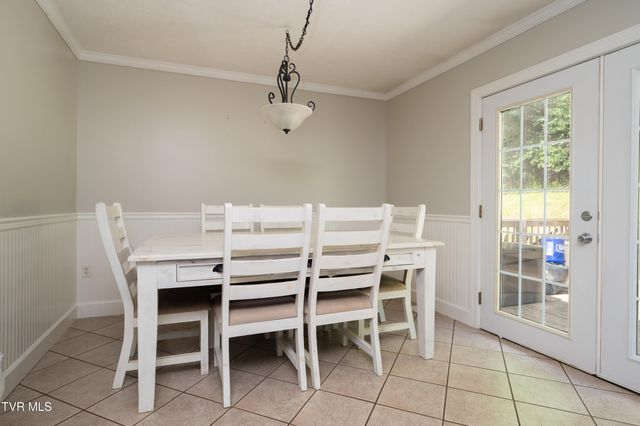 135 Riders Drive, Gate City, VA 24251