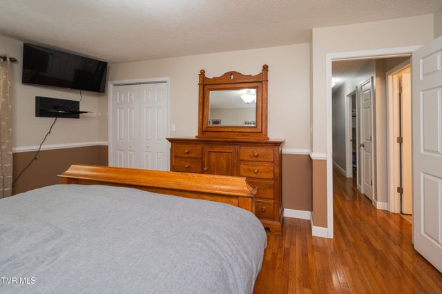135 Riders Drive, Gate City, VA 24251