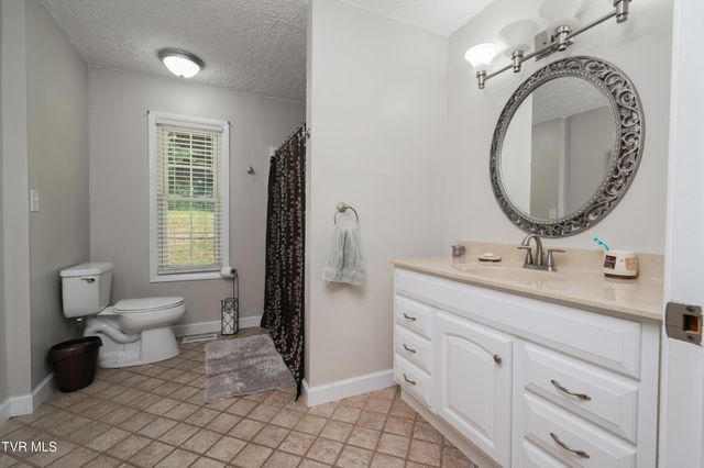 135 Riders Drive, Gate City, VA 24251