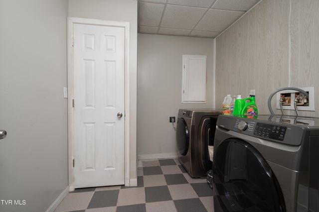 135 Riders Drive, Gate City, VA 24251