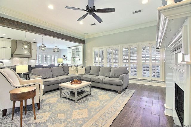 3204 White Lane Dr, Baton Rouge, LA 70816