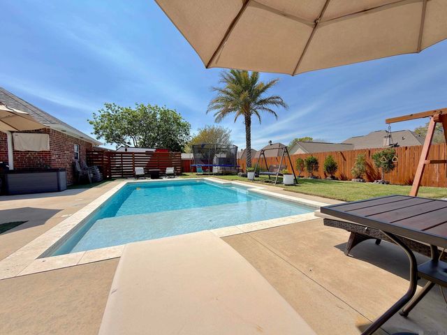 3204 White Lane Dr, Baton Rouge, LA 70816