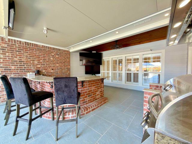 3204 White Lane Dr, Baton Rouge, LA 70816