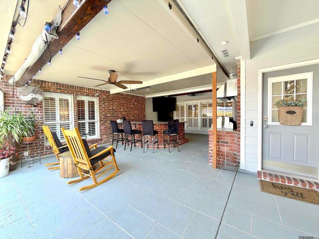 3204 White Lane Dr, Baton Rouge, LA 70816