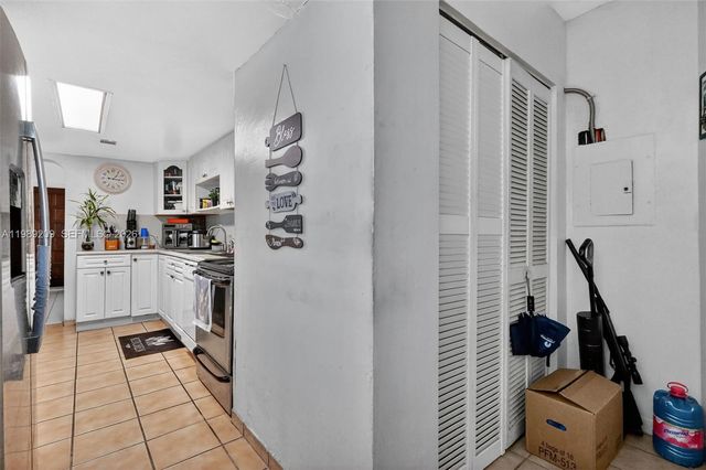 1680 NW 122nd St, North Miami, FL 33167