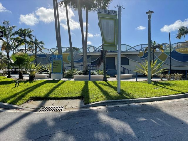 1680 NW 122nd St, North Miami, FL 33167