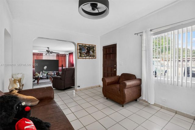 1680 NW 122nd St, North Miami, FL 33167