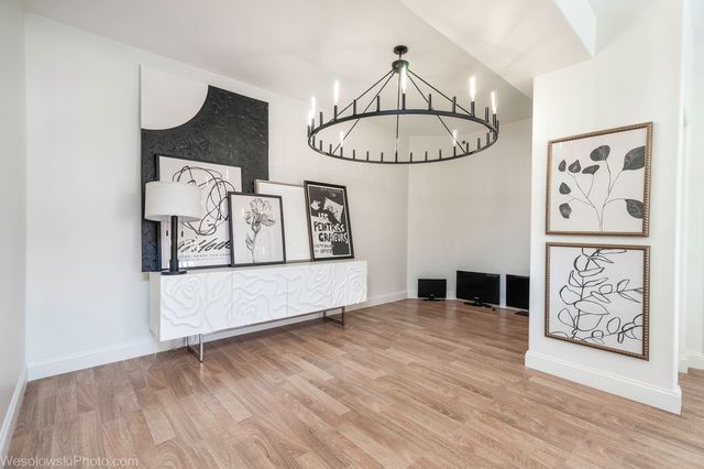 1705 Pavilion Way 208, Park Ridge, IL 60068