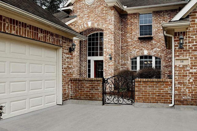 14 Mercutio Court, The Woodlands, TX 77382