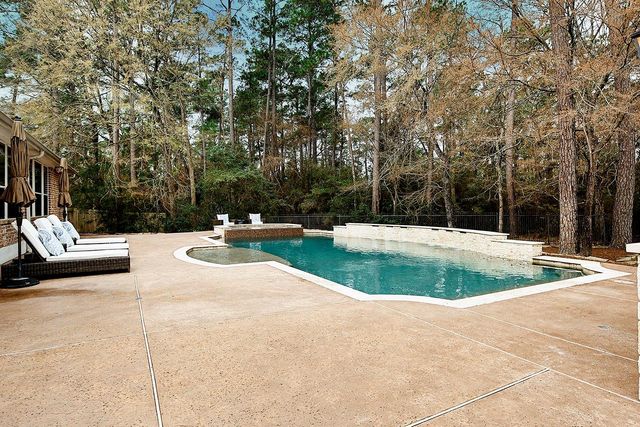 14 Mercutio Court, The Woodlands, TX 77382