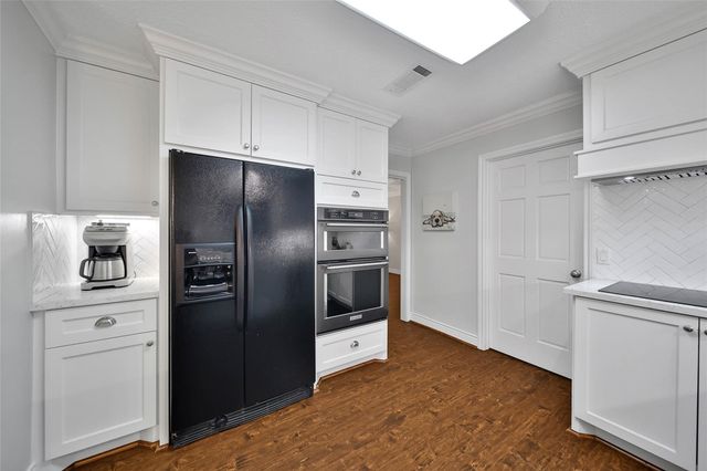 3306 Valley Haven Drive, Houston, TX 77339