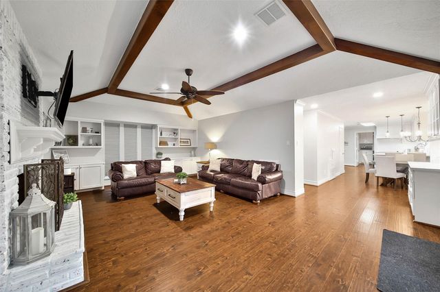 3306 Valley Haven Drive, Houston, TX 77339
