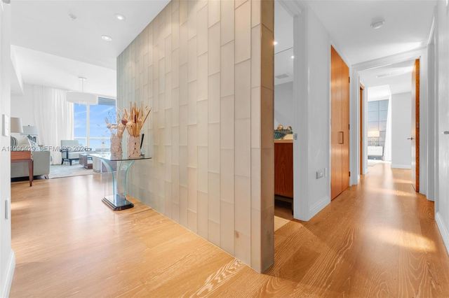 19400 Turnberry Way 2011, Aventura, FL 33180