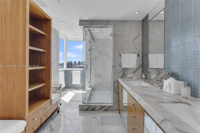 19400 Turnberry Way 2011, Aventura, FL 33180