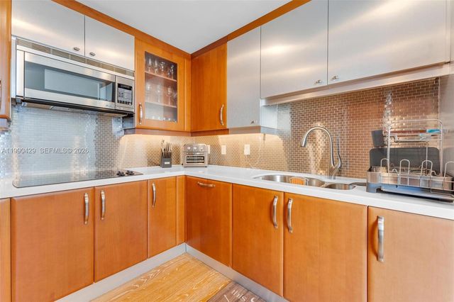 19400 Turnberry Way 2011, Aventura, FL 33180