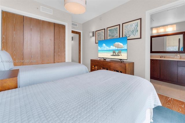 19400 Turnberry Way 2011, Aventura, FL 33180