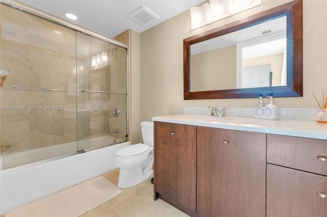 19400 Turnberry Way 2011, Aventura, FL 33180