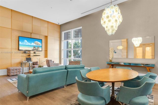 19400 Turnberry Way 2011, Aventura, FL 33180