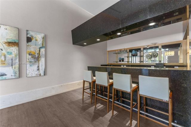 19400 Turnberry Way 2011, Aventura, FL 33180