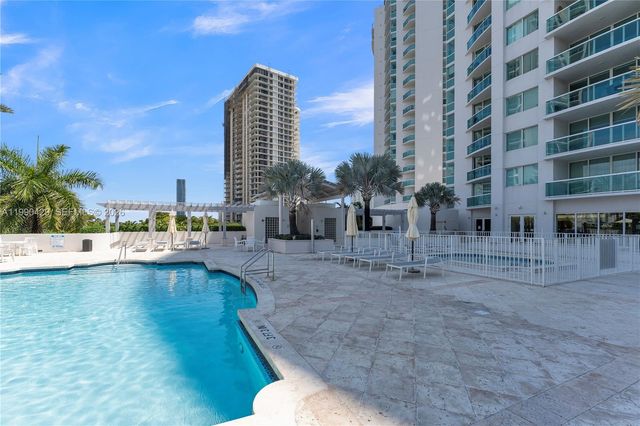 19400 Turnberry Way 2011, Aventura, FL 33180