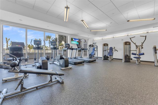 19400 Turnberry Way 2011, Aventura, FL 33180