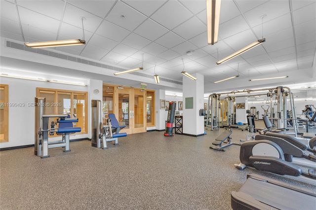 19400 Turnberry Way 2011, Aventura, FL 33180