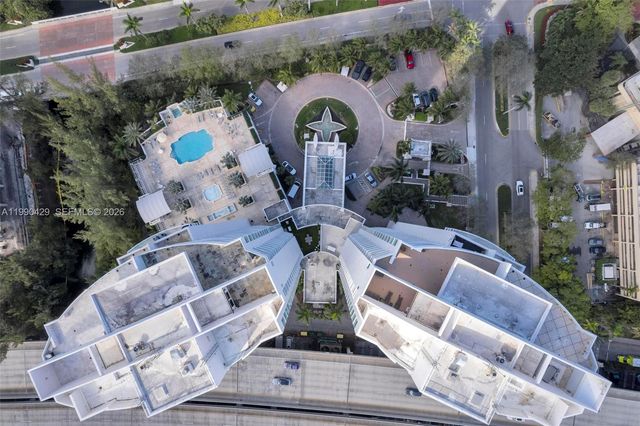 19400 Turnberry Way 2011, Aventura, FL 33180