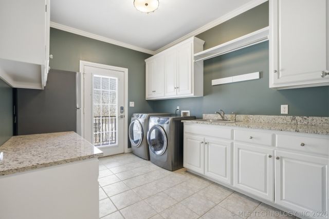 6718 E 113th Street S, Bixby, OK 74008