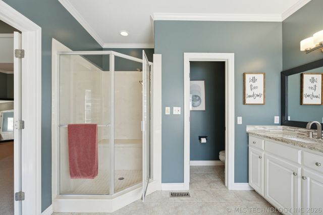 6718 E 113th Street S, Bixby, OK 74008