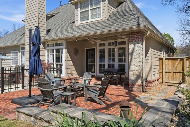 6718 E 113th Street S, Bixby, OK 74008