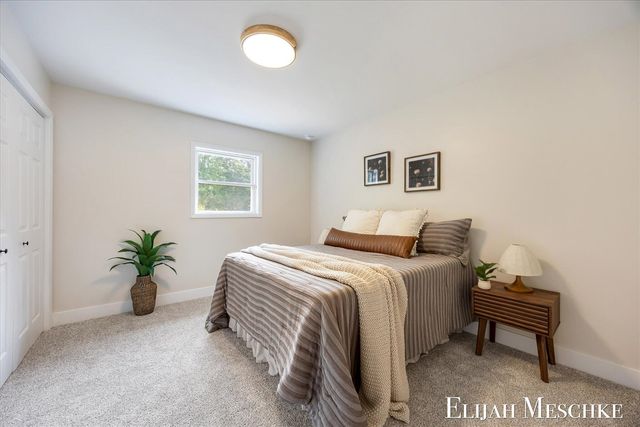 3240 E Riley Thompson Road, Twin Lake, MI 49457