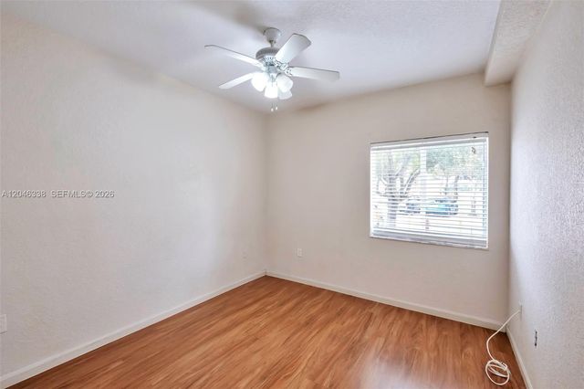1103 Golden Lakes Blvd 1013, West Palm Beach, FL 33411
