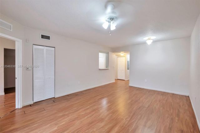 1103 Golden Lakes Blvd 1013, West Palm Beach, FL 33411