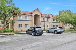 1103 Golden Lakes Blvd 1013, West Palm Beach, FL 33411