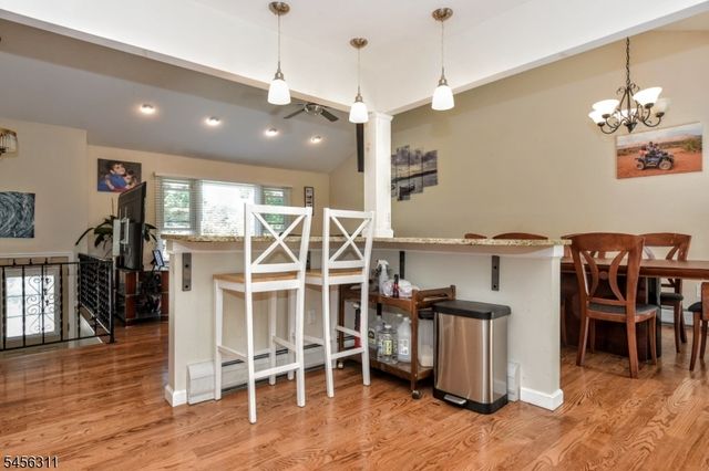 30 Center St, Butler Boro, NJ 07405